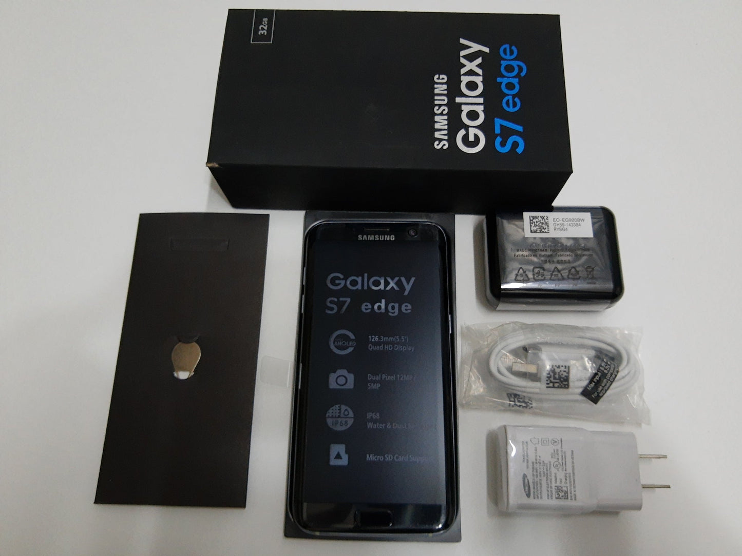 Samsung Galaxy S7 edge - 32 GB - Black Onyx G935V